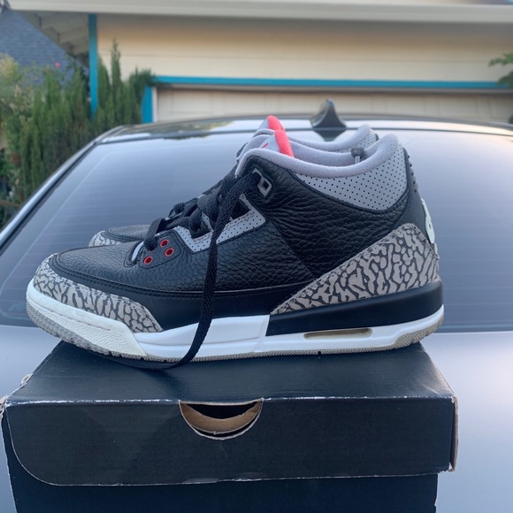 2018 Jordan OG Black cement lightly worn w/box